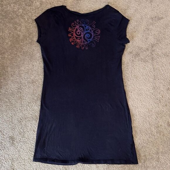 Gap Peace Tee Shirt! - Picture 2 of 7